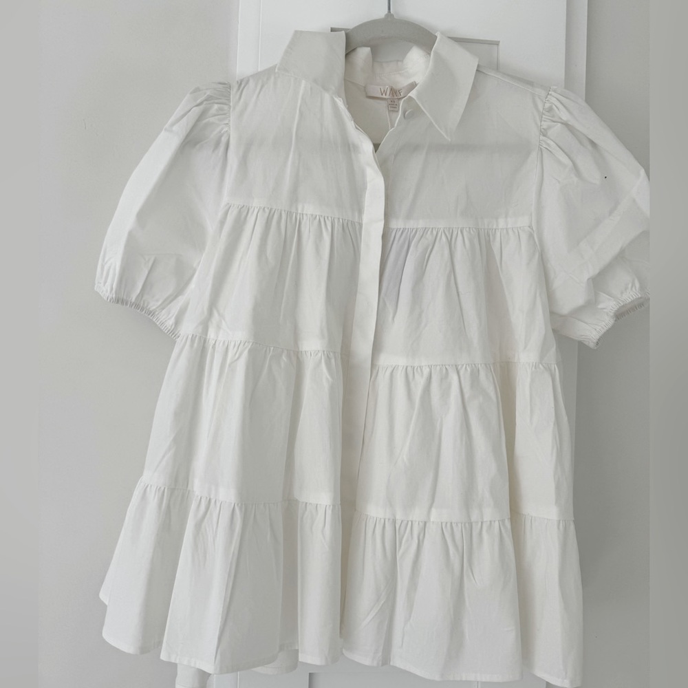 White button down shirt, short sleeve